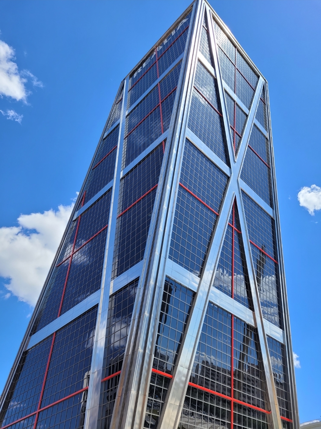 Torres inclinadas de Puerta de Europa en Madrid